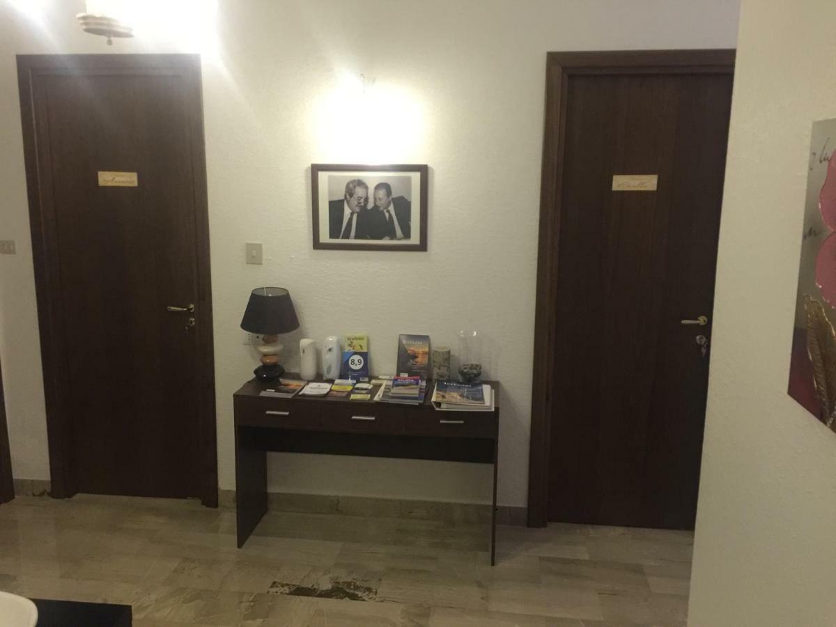 Case Saniela Terrasini Luaran gambar